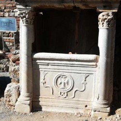 Pozostatky chrámu sv. Jána apoštola v Efeze - krstiteľnica.